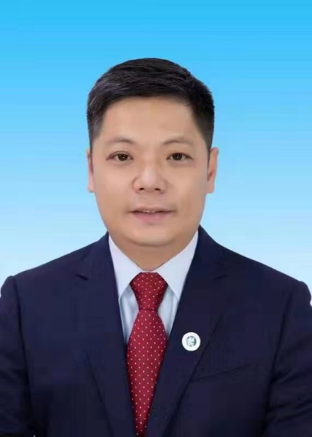 郭庆  主任  男  硕士  五级职员1,全面主持校友会,理事会,教育发展